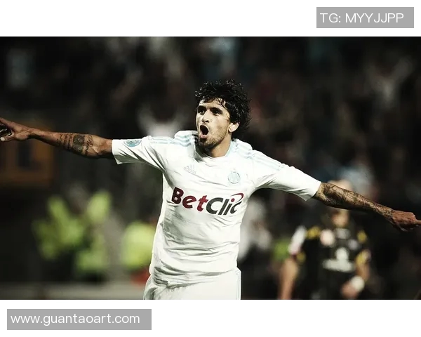 高清足球明星加维壁纸精选展示尽享足球魅力与青春活力